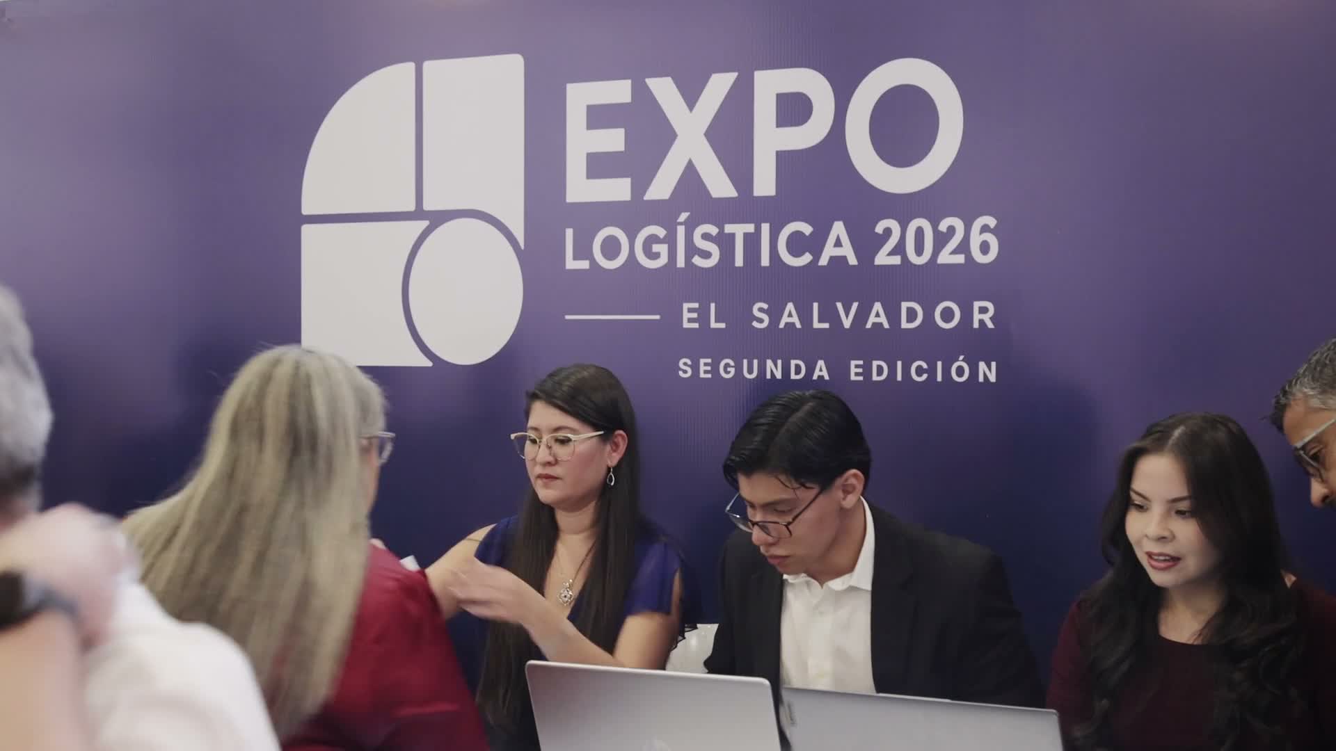 Participantes durante el Congreso de Expo Logística El Salvador 2026.