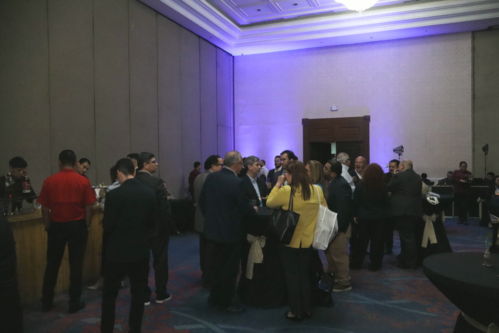 Cóctel de inauguración · Foto 2