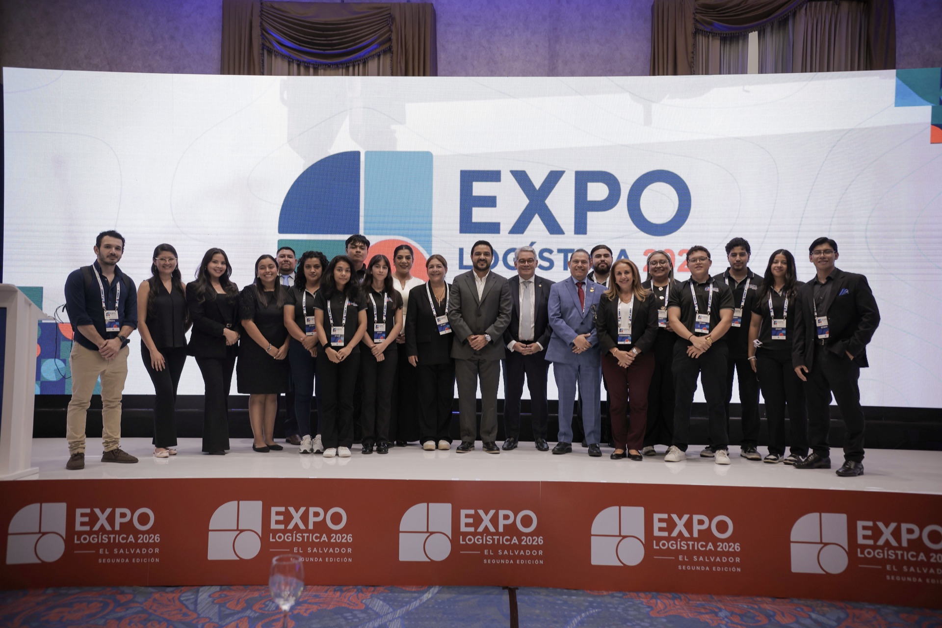 Equipo y participantes de Expo Logística El Salvador 2026