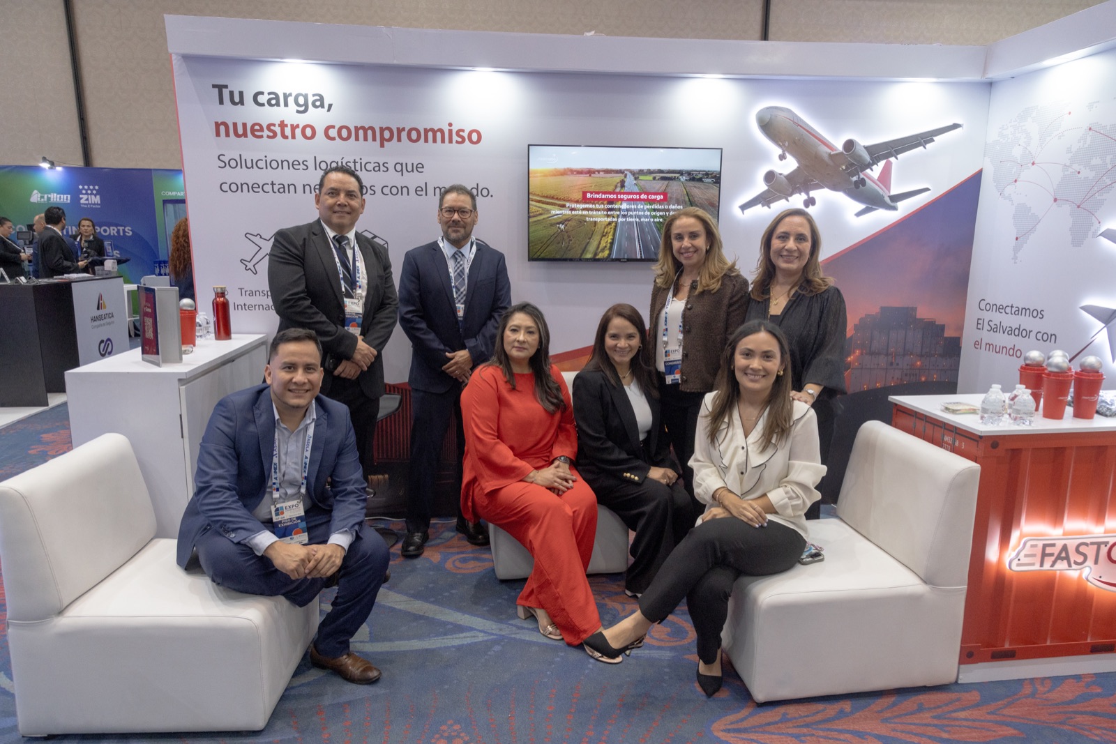 Piso de exhibición · Foto 1